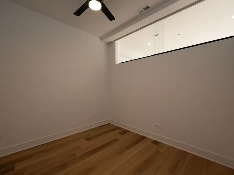1442 W Fillmore St #304 — Photo 8