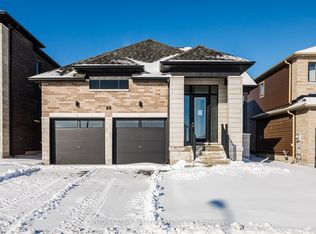 11 Sun Valley Ave, Wasaga Beach, ON L9Z 0N6