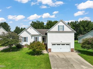 105 Willmont Ct, Benson, NC 27504