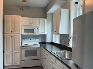 879 Main St FLOOR 2, Harleysville, PA 19438