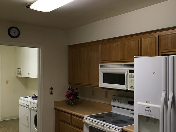 Right side Kitchen, laundry 