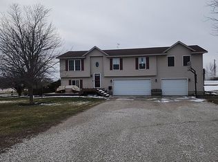 2261 E 20th Rd, Grand Ridge, IL 61325