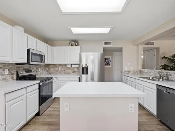 8249 E POSADA Avenue, Mesa, AZ 85212