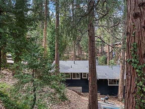 3rd image of 24838 Felsen Dr