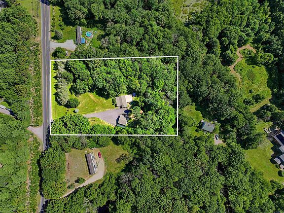 4th image of 133 Mountain View Road