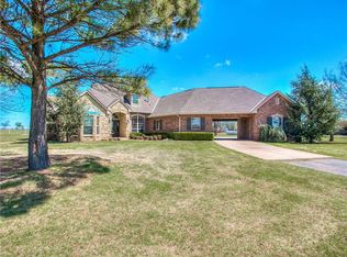 4547 NW 220th St, Edmond, OK 73025