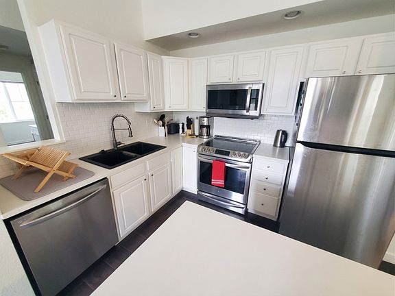 2nd image of 635 Gooseberry Dr Unit 1404