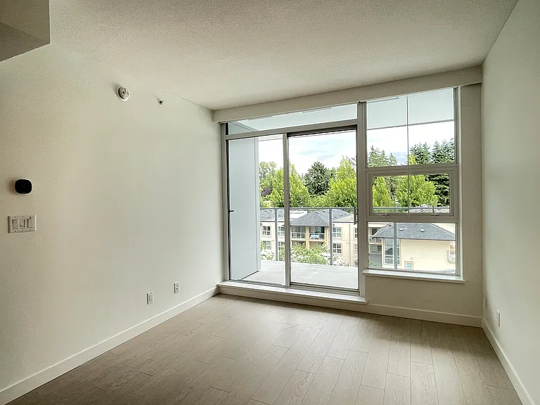 13768 100th Ave #703 — Photo 3