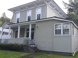 105 Water St UPPR 3, Fredonia, NY 14063