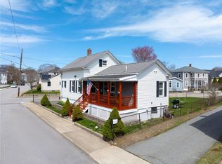 27 Pond St, West Warwick, RI 02893
