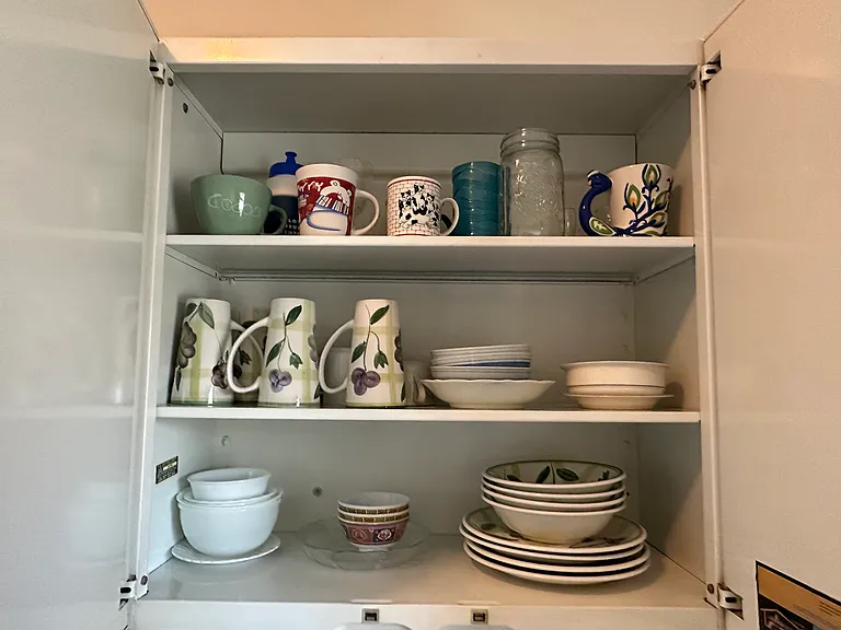 Fully furnished kitchen