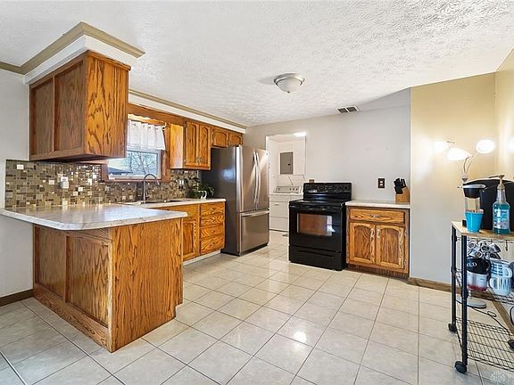 4th image of 5008 Chesham Dr