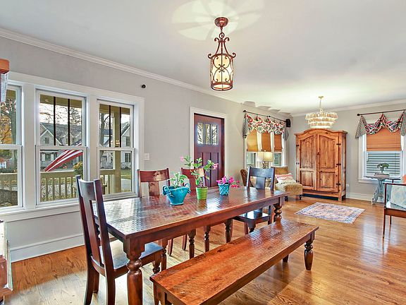 3rd image of 322 McKinley Ave