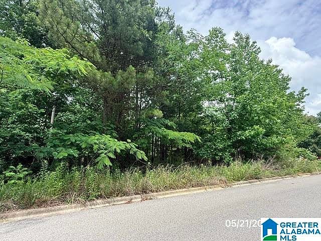 2nd image of 208 Melbourne Cir #325