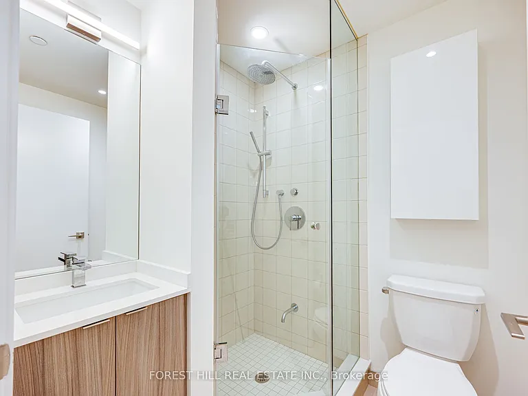 840 Saint Clair Ave W #516 — Photo 6