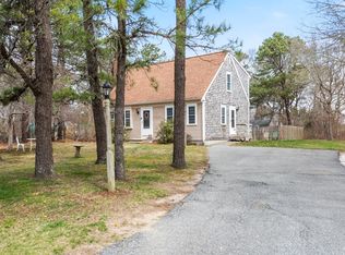 37 Triangle Cir, Sandwich, MA 02563