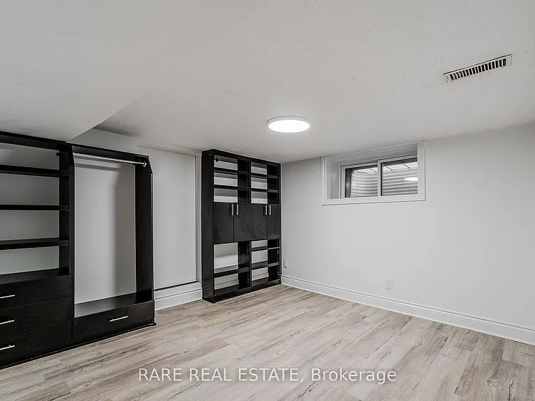 538 Roxton Rd #LOWER — Photo 3