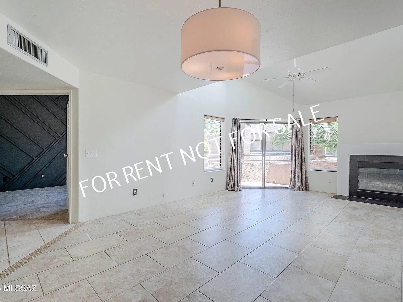 3 bed, 2.0 bath, 1362 sqft, $1,750 — Photo 4