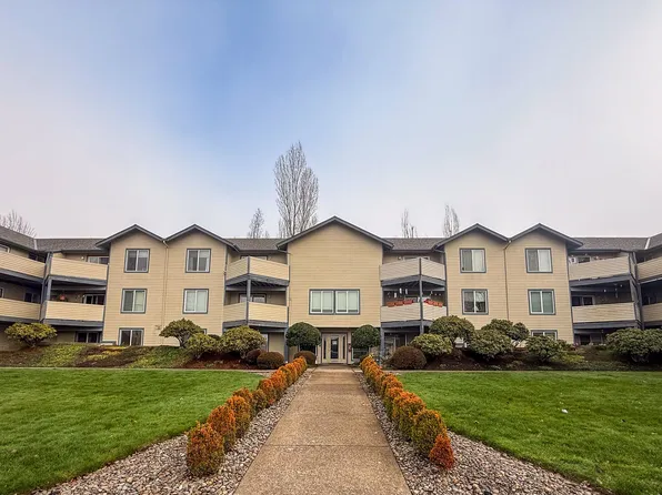 Camelot East Apartments