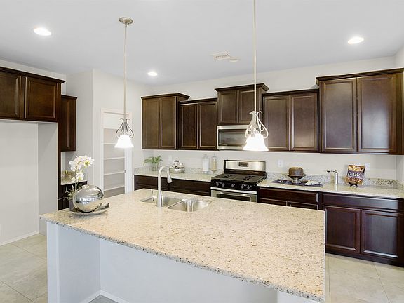3rd image of 1017 E Harshaw Land Ln