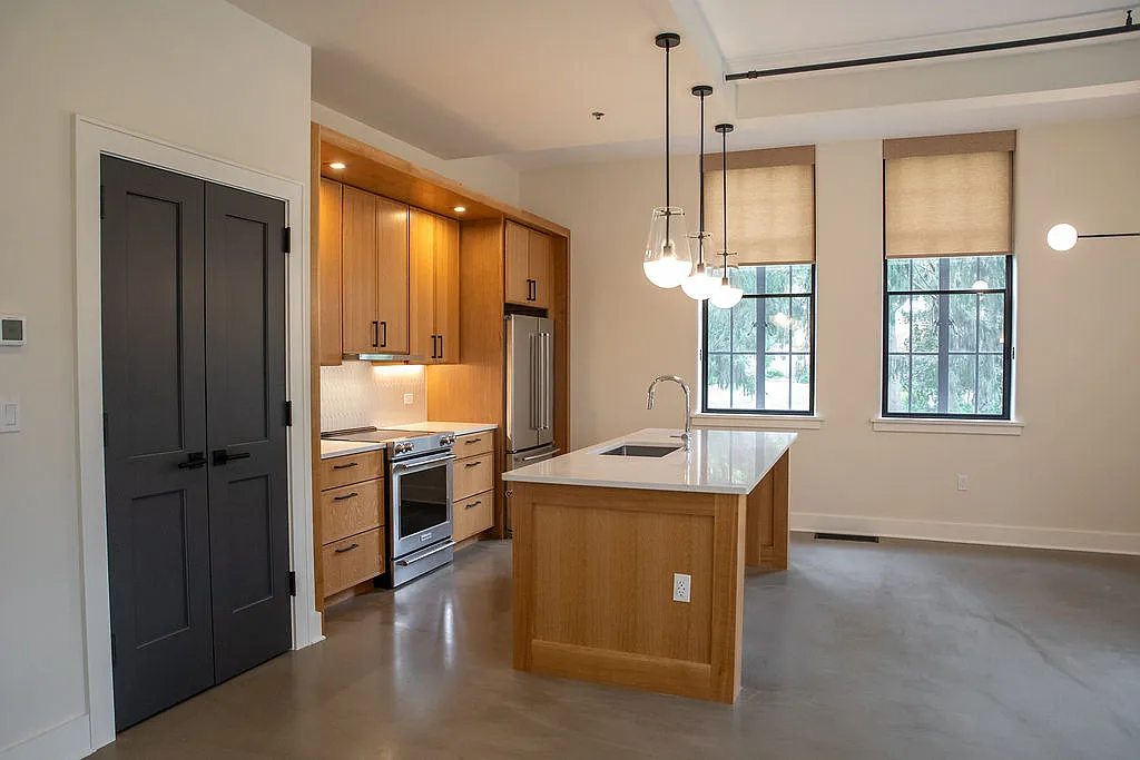 1 bed, 840 sqft, $3,025 — Photo 1