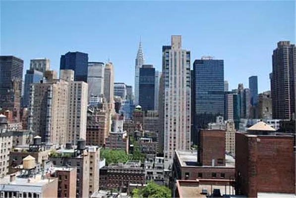 Rented by Buchbinder & Warren | media 9