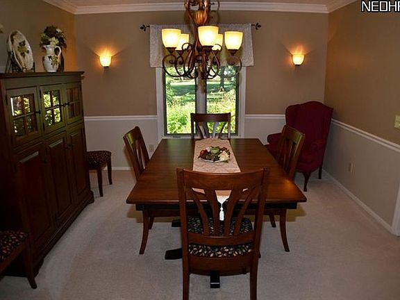5th image of 10796 Creek Moss Ln