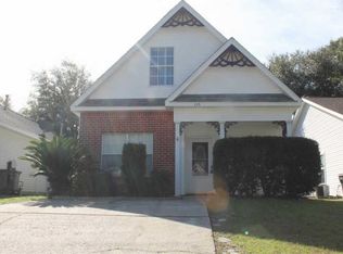 115 Wildflower Ln, Pensacola, FL 32514