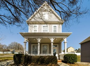 4248 Spring Oak Dr, Charlotte, NC 28208