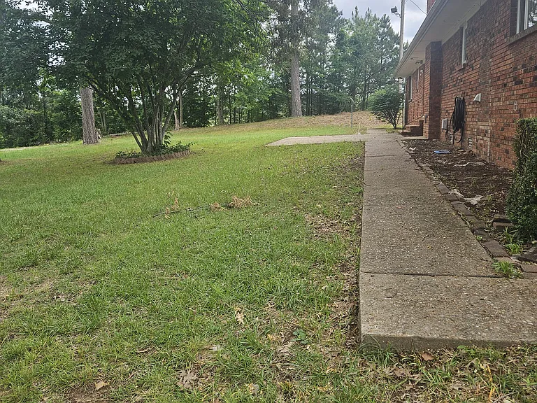 107 E Aspen Ln — Photo 23