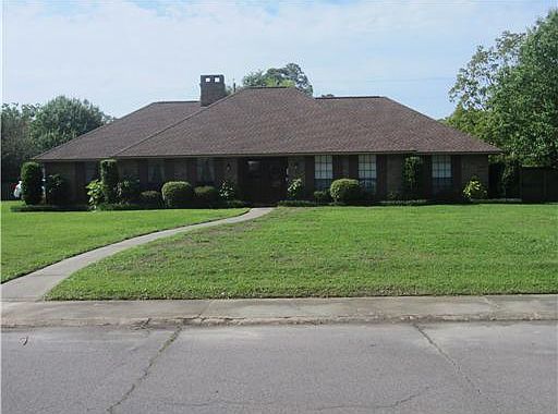 1st image of 3012 Middlewood Cres