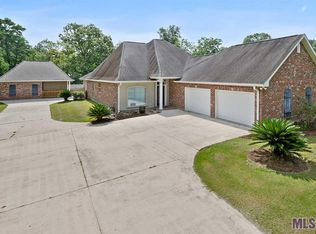 18480 Louis Martin Rd, Livingston, LA 70754