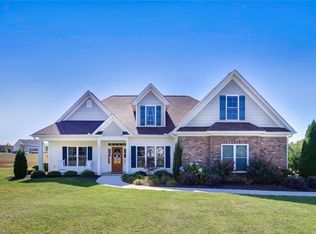 2690 Brooke Meadows Dr, Browns Summit, NC 27214