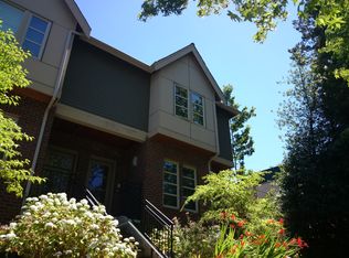 320 Federal Ave E, Seattle, WA 98102