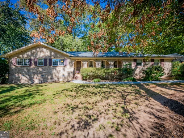 2275 Springdale Dr, Snellville, GA 30078