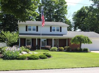 1573 Broadview Dr, Jenison, MI 49428