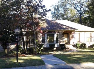 313 Autumn Chase Cir, Birmingham, AL 35206