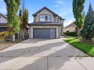 29 N Cranleigh Park SE, Calgary, AB T3M 1H3
