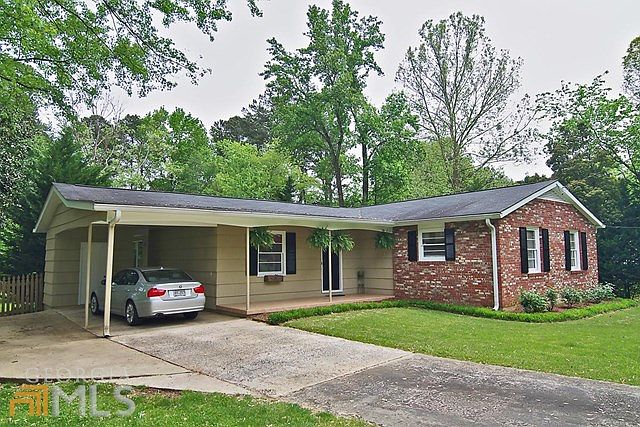 1st image of 2985 Highland Dr SE