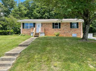 1698 Elgin Dr, Morristown, TN 37814