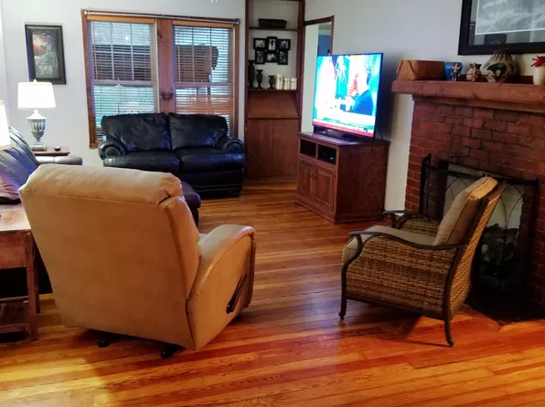 808 Beech Ct, Birmingham, AL 35213