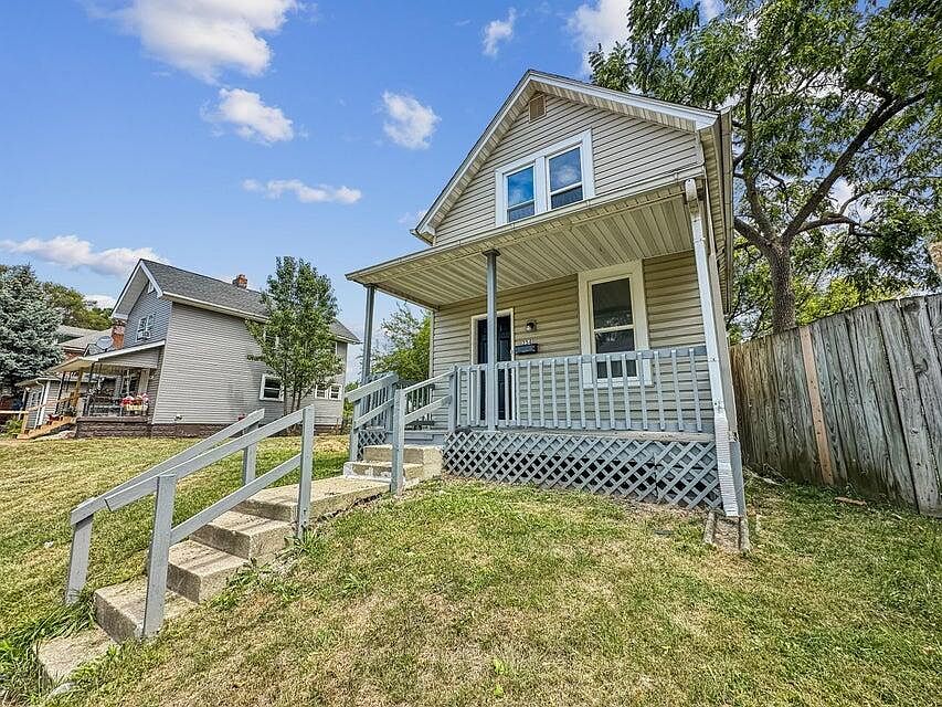 1st image of 354 S Ogden Ave