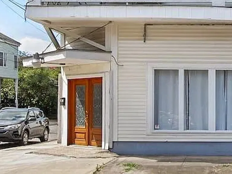 4200 Prytania St — Photo 2