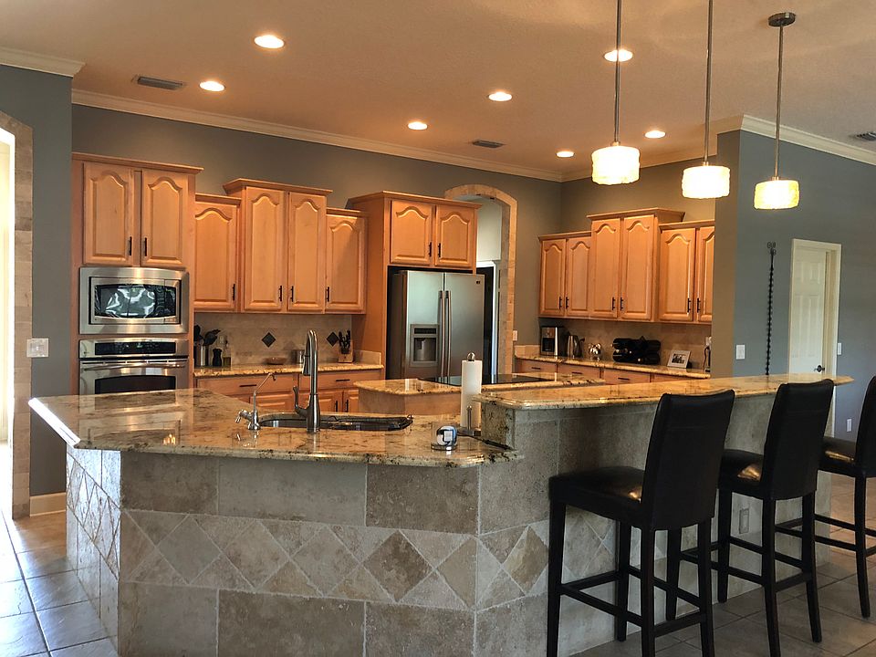 2nd image of 1815 Moorings Cir