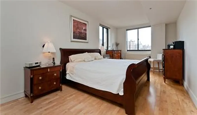 Rented by Living New York | media 19