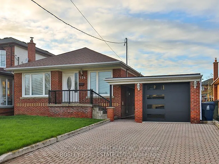 136 Regina Ave #BASEMENT — Photo 2