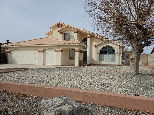 27600 Silver Lakes Pkwy, Helendale, CA 92342