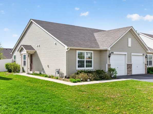 696 Vine St, Hampshire, IL 60140