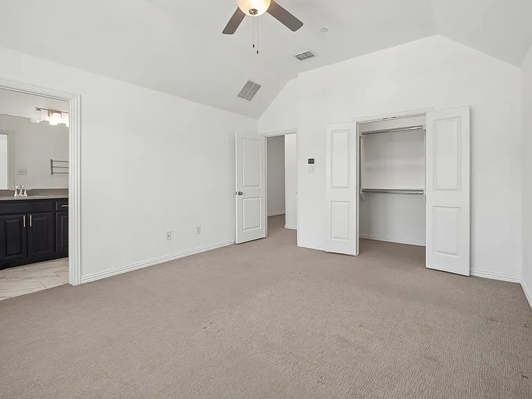 982 Mikaela Dr — Photo 26