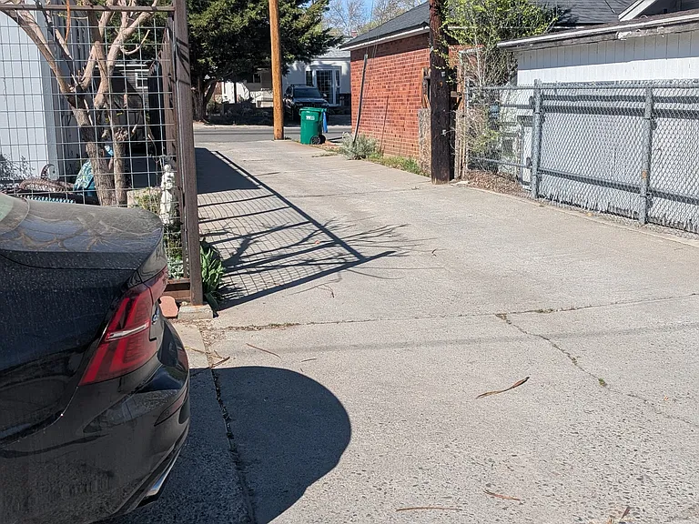 1442 Plumas St — Photo 25